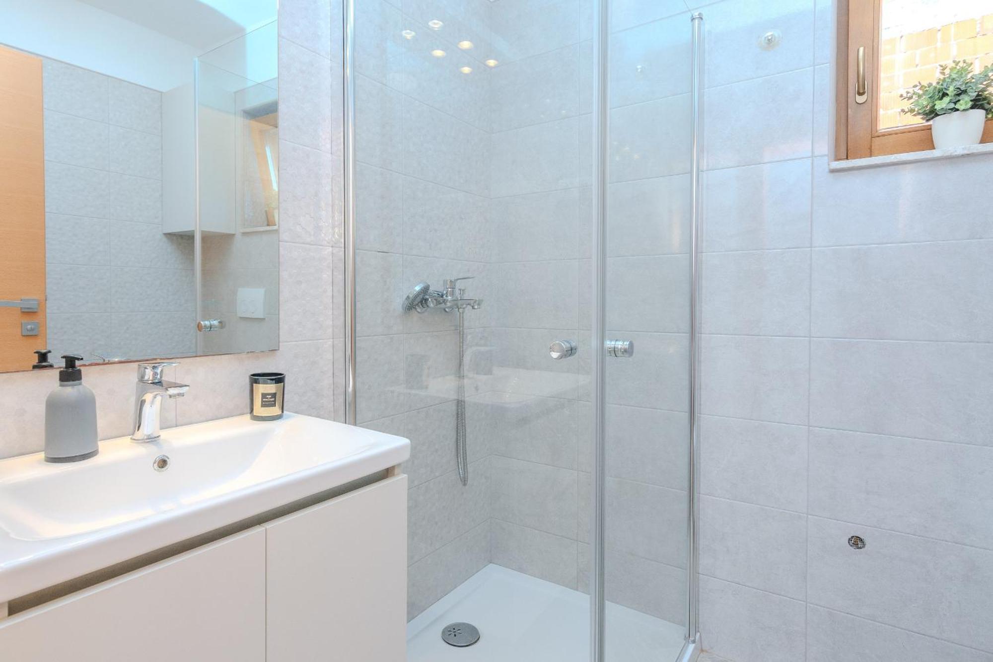 Holiday Home Lucy Pakoštane Εξωτερικό φωτογραφία