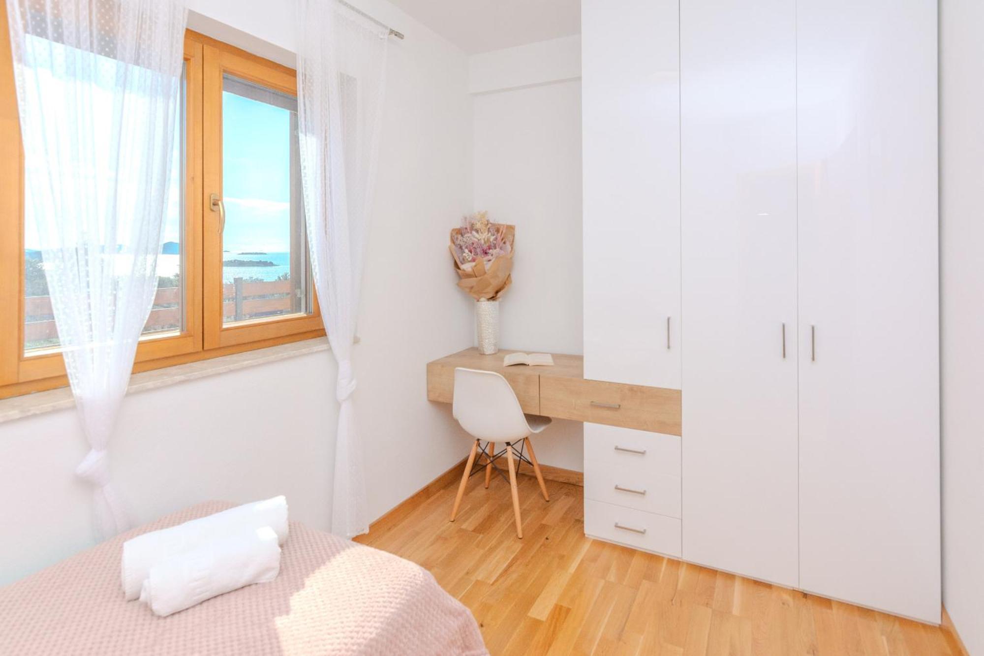 Holiday Home Lucy Pakoštane Εξωτερικό φωτογραφία
