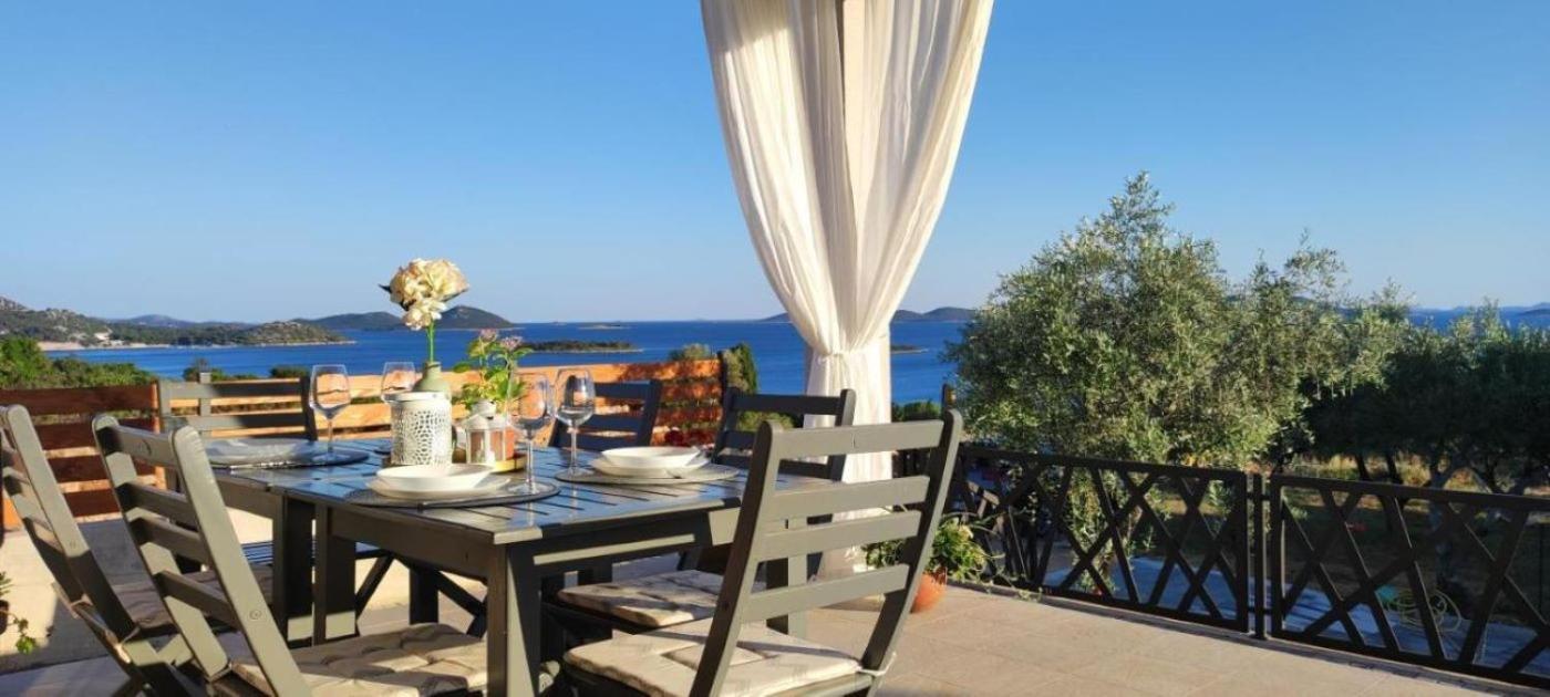 Holiday Home Lucy Pakoštane Εξωτερικό φωτογραφία