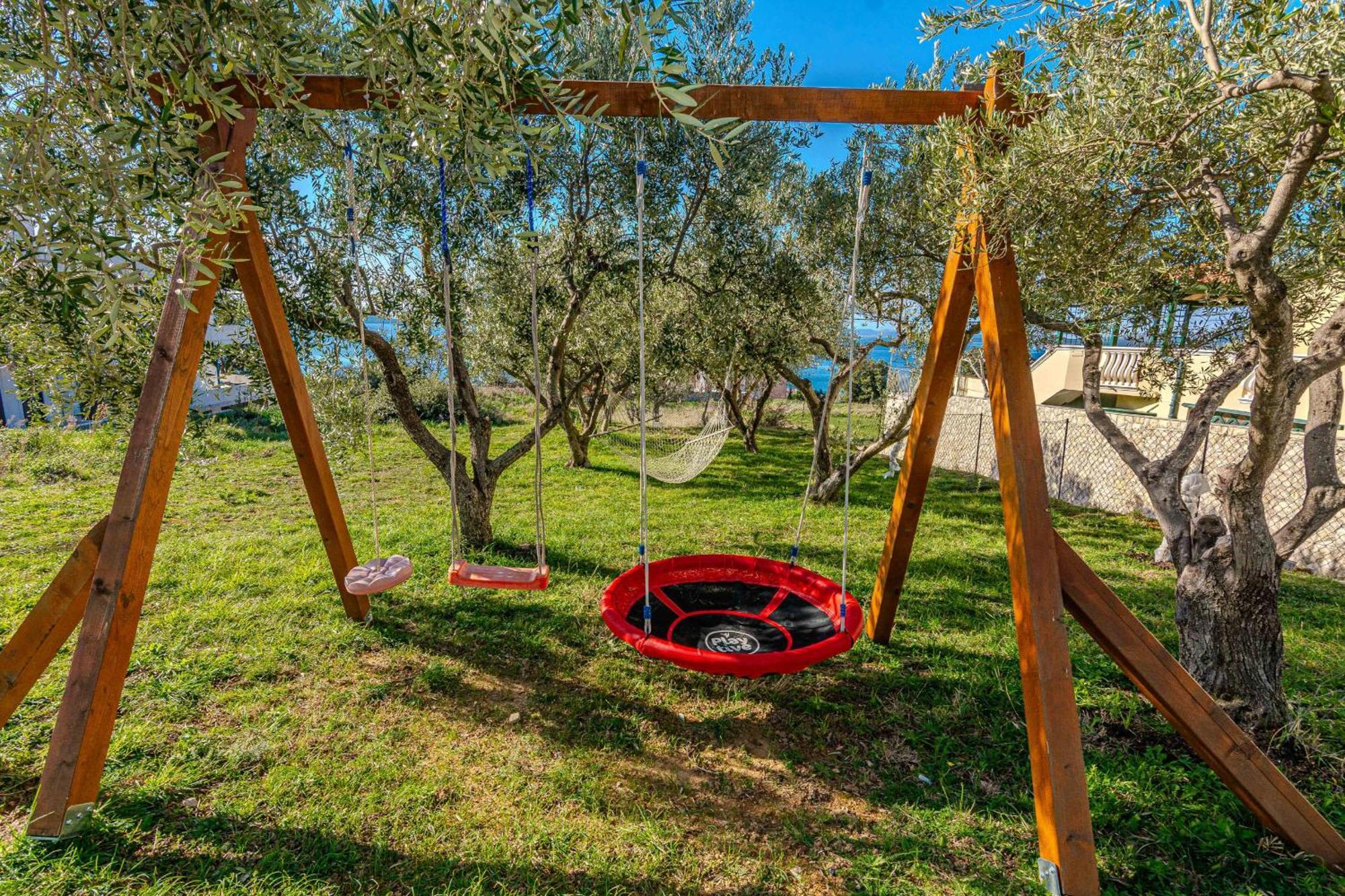 Holiday Home Lucy Pakoštane Εξωτερικό φωτογραφία